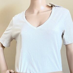 Majestic Filatures V-Neck Ribbed White Top - NEW